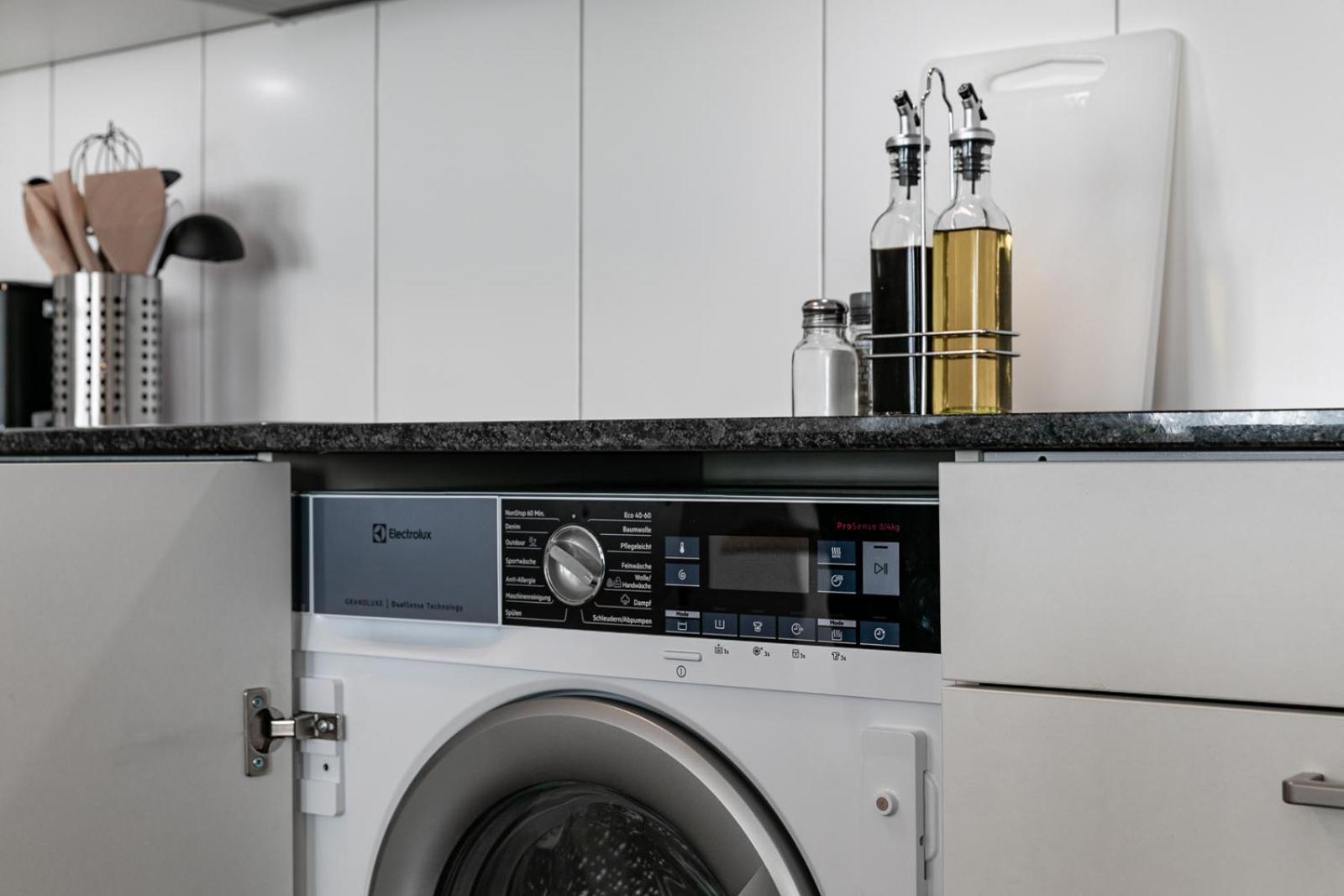 Spirit Apartments Zentral Mit Gratis Parkplatz Lucerna Exterior foto